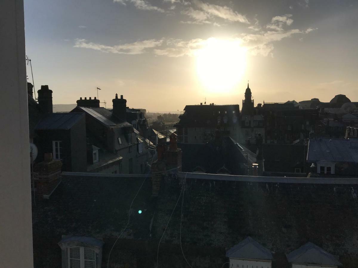 Le Cocooning T2 Renove Et 5Min A Pied De La Mer Au Coeur De Trouville Екстер'єр фото